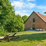 Holiday home Brun - 1-5km From The Sea By Interhome Tranekaer
