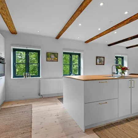 Feriehus Brun - 1-5km From The Sea By Interhome