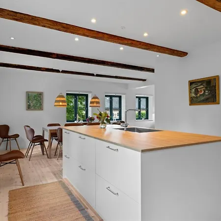 Brun - 1-5km From The Sea By Interhome