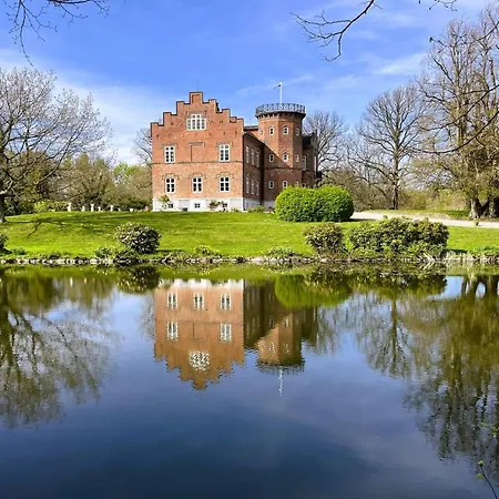 Brun - 1-5km From The Sea By Interhome *