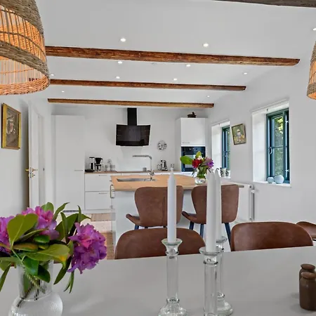Brun - 1-5km From The Sea By Interhome *