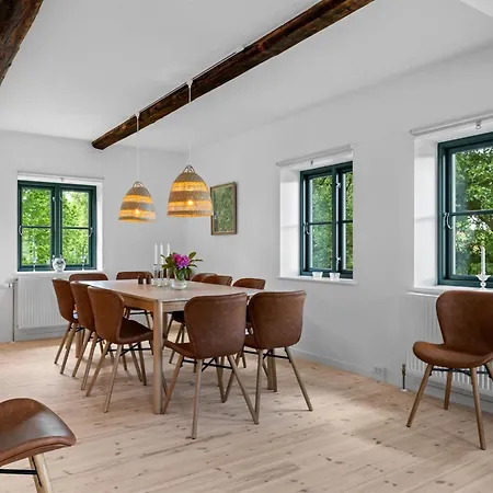 Brun - 1-5km From The Sea By Interhome Tranekær