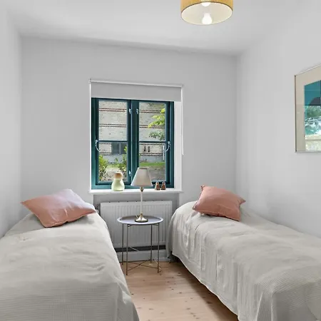 Brun - 1-5km From The Sea By Interhome * Tranekaer