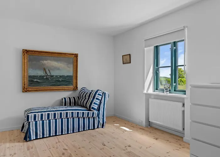 Brun - 1-5km From The Sea By Interhome Tranekaer