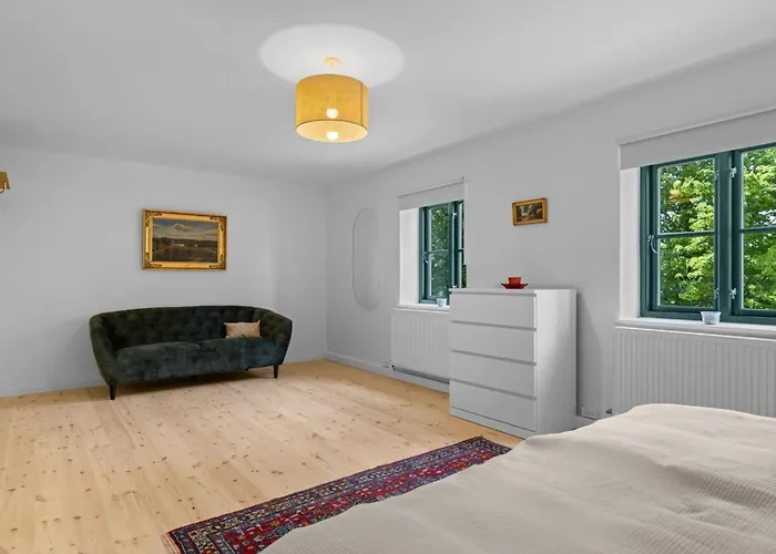 Brun - 1-5km From The Sea By Interhome Tranekaer