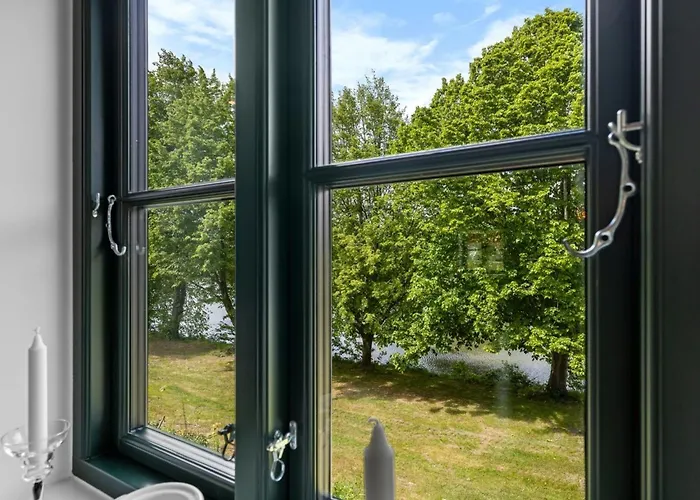 Brun - 1-5km From The Sea By Interhome Tranekaer