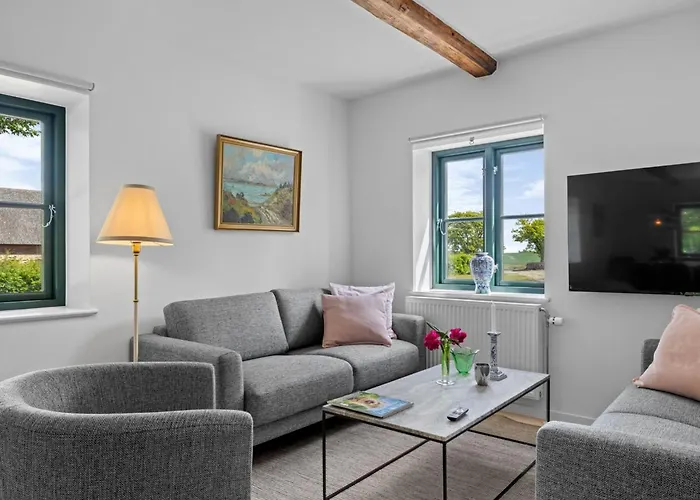 Holiday home Brun - 1-5km From The Sea By Interhome Tranekaer