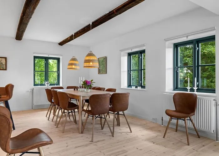 Brun - 1-5km From The Sea By Interhome Tranekaer